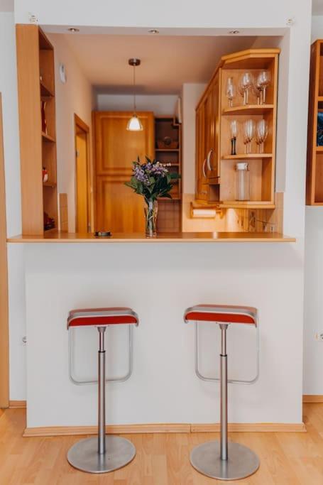 Orangehomes One Bedroom Art Apartment Budapest Bagian luar foto