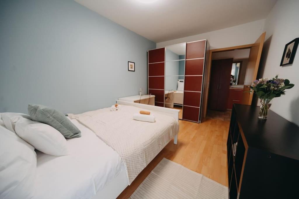 Orangehomes One Bedroom Art Apartment Budapest Bagian luar foto